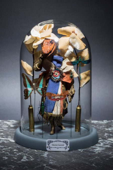 The revolutionist 2016 30 x 21,5 x 21,5 cm