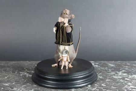 The puppeteer 2017 22,5 x 21 x 21 cm